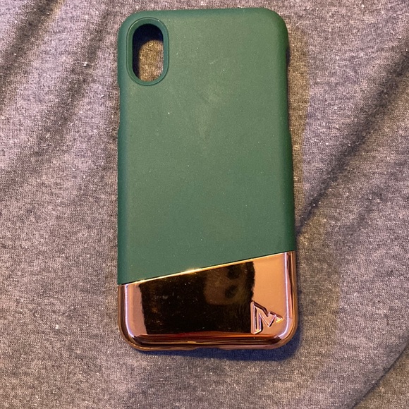 Slide Apart iPhone X Case - Picture 1 of 2